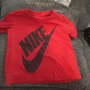 2t Nike t shirt
